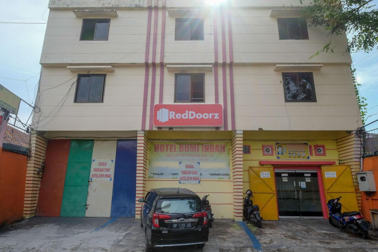 Reddoorz Near Pelabuhan Nusantara Parepare Екстер'єр фото